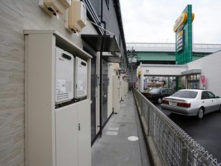 2/2 エントランス