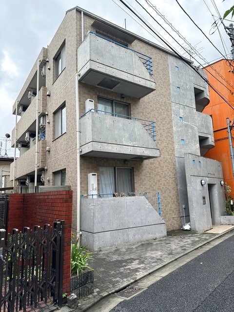 2/3 エントランス