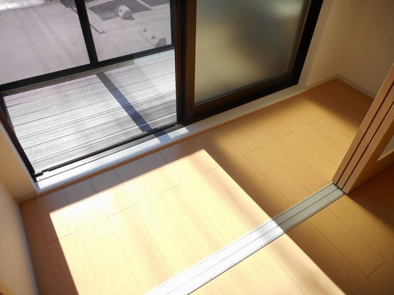 22/28 エントランス