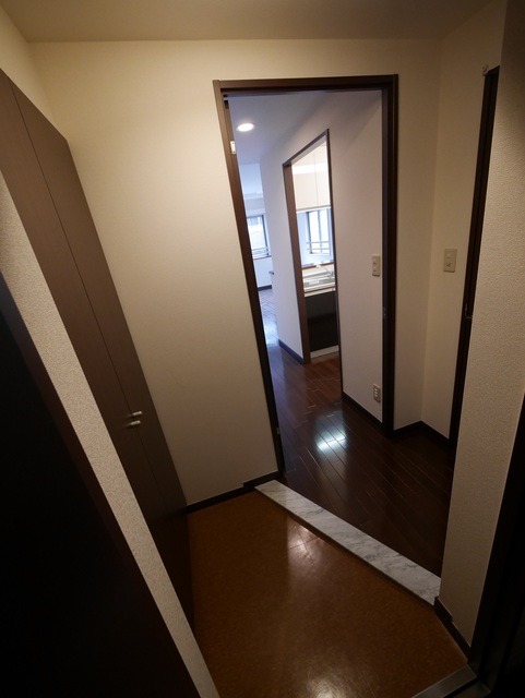 21/29 玄関