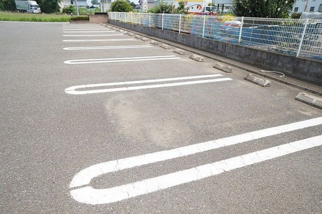 14/20 駐車場