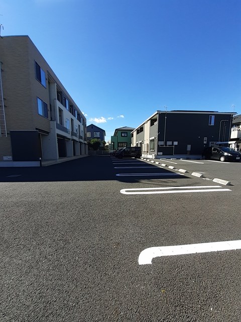 14/20 駐車場