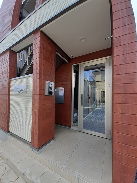 14/20 エントランス