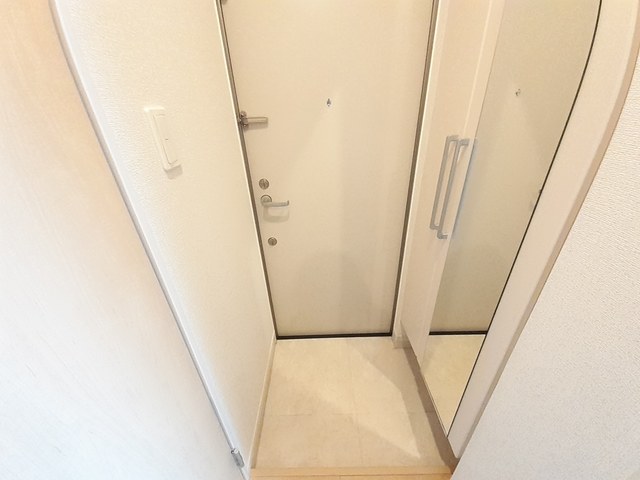 5/20 玄関