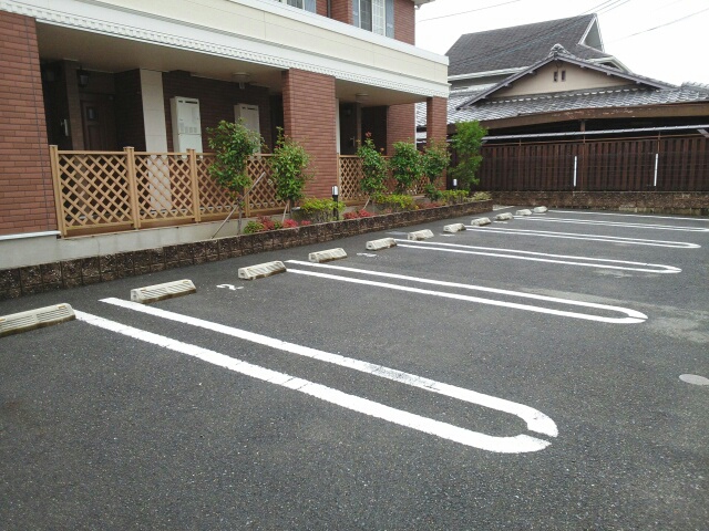 14/20 駐車場
