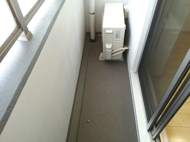 13/20 バルコニー