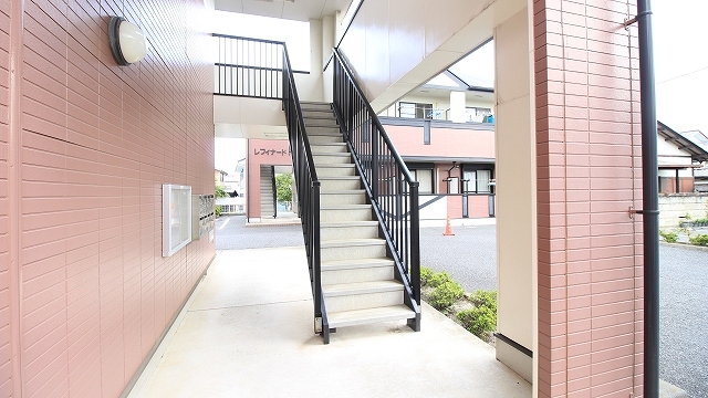 13/21 エントランス
