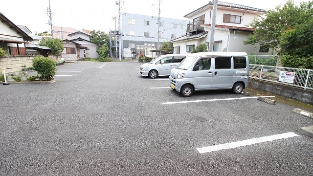 14/21 駐車場