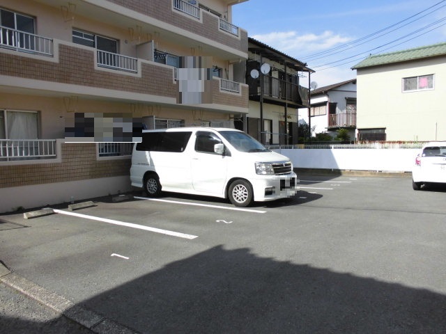 18/19 駐車場