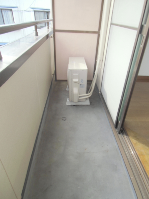 18/23 バルコニー
