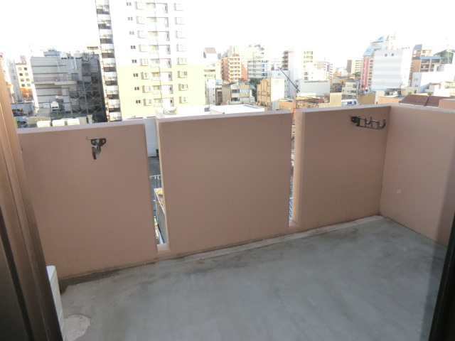 18/24 バルコニー