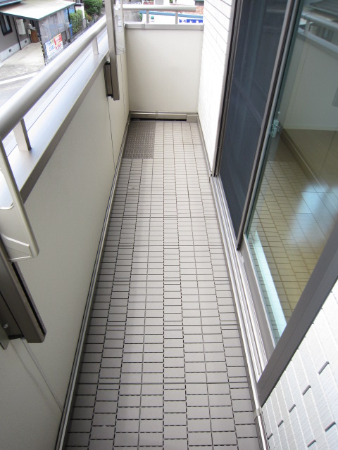 13/23 バルコニー