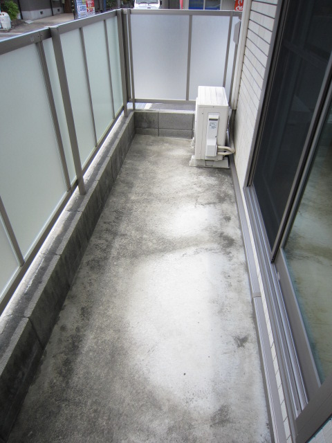 14/23 バルコニー