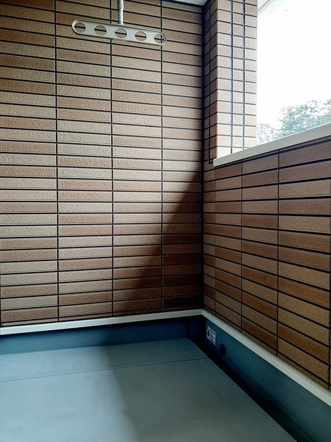 18/28 バルコニー