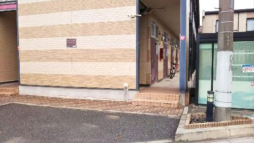 14/22 エントランス