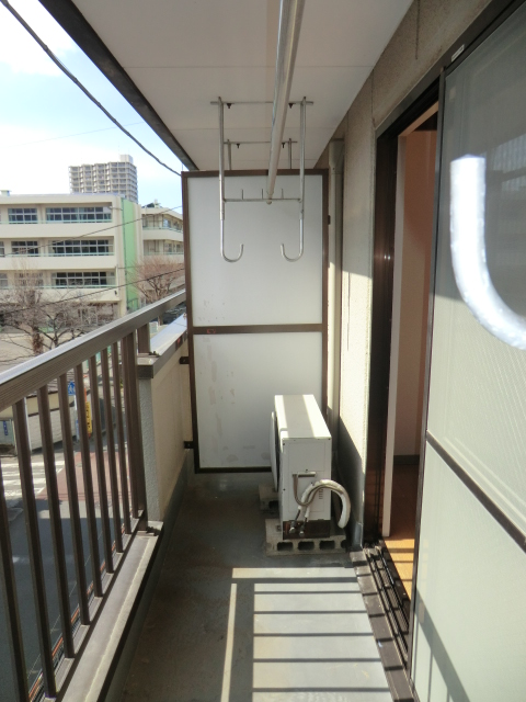 17/28 バルコニー