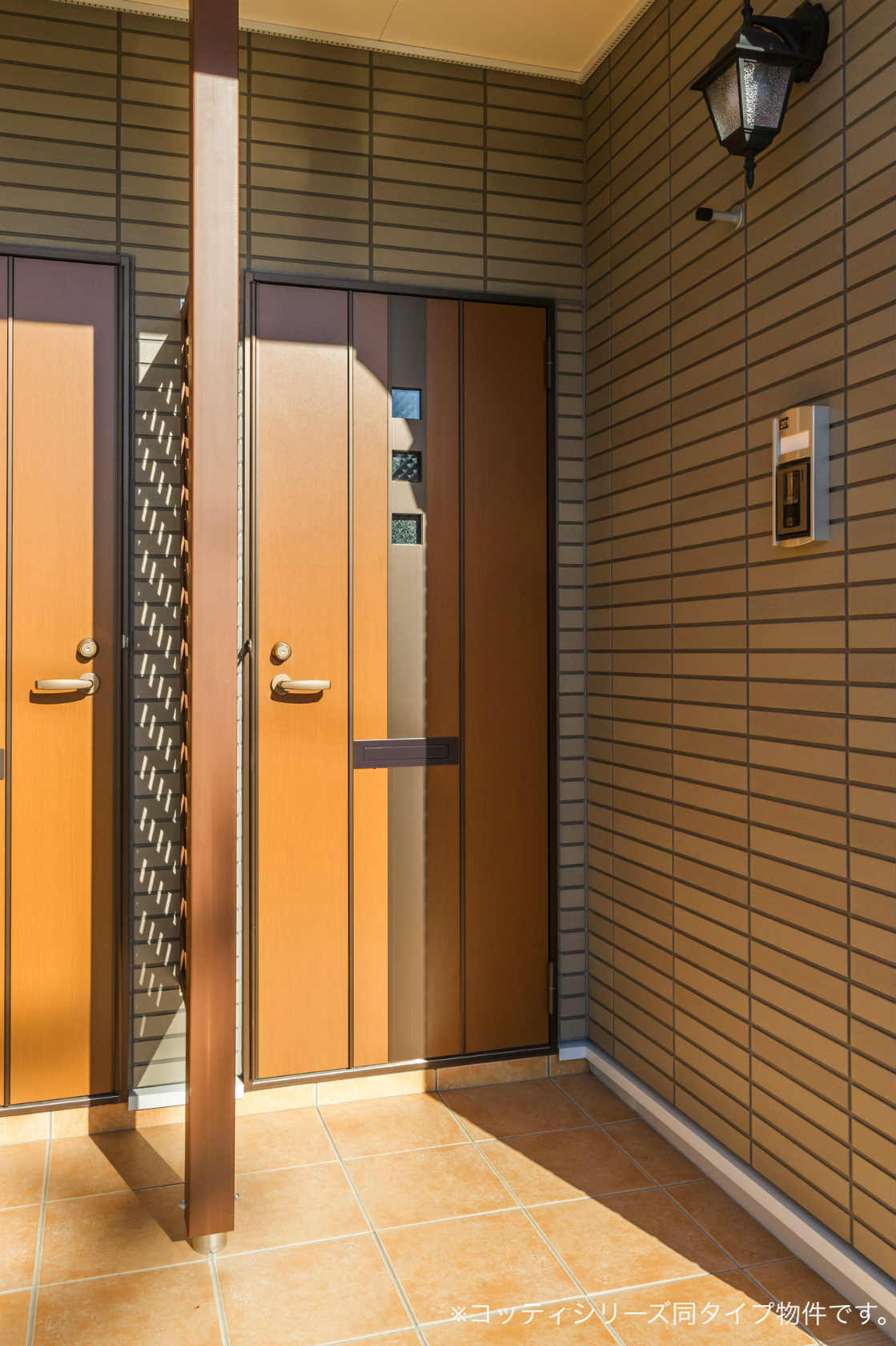 17/23 エントランス