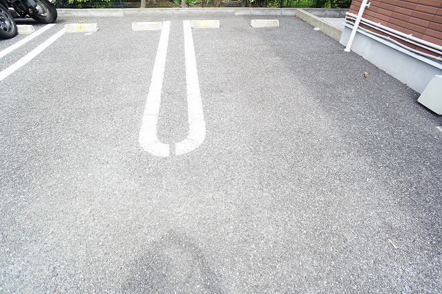 19/27 駐車場
