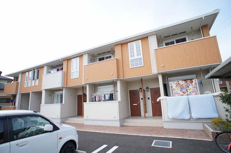 16/27 エントランス