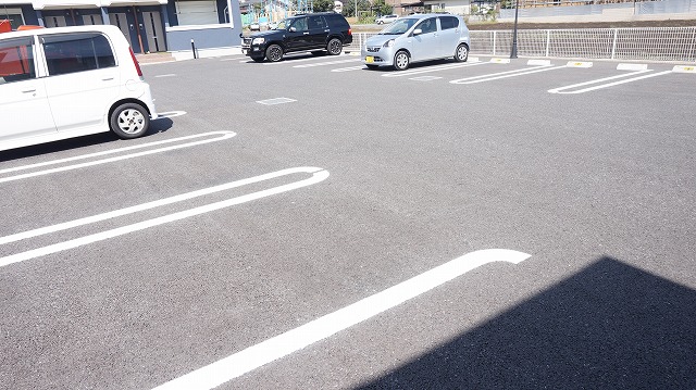 14/20 駐車場