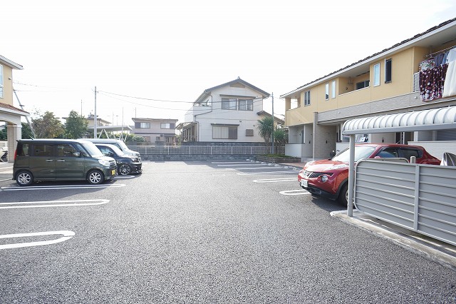 20/26 駐車場