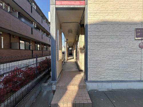 14/22 エントランス