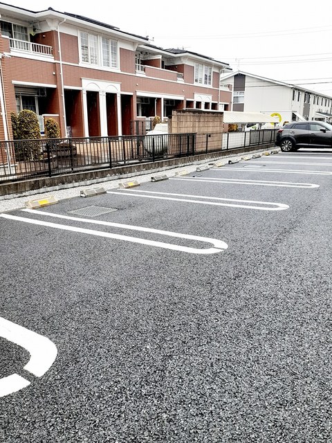 14/20 駐車場