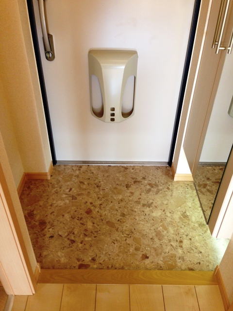 6/30 玄関