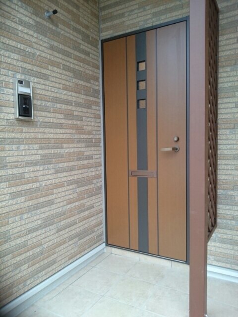 14/20 エントランス