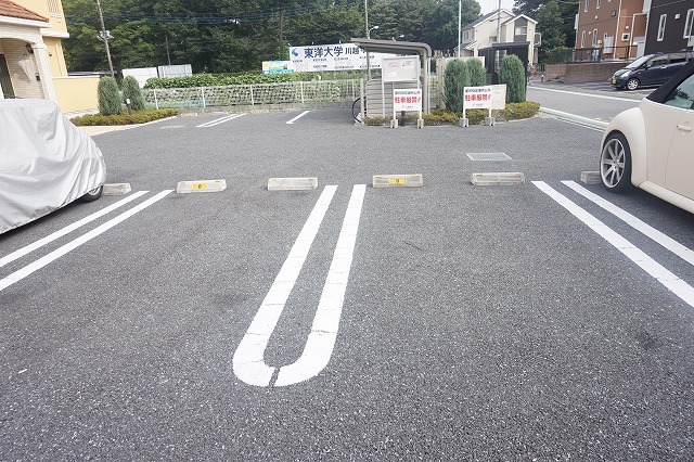 2/10 駐車場