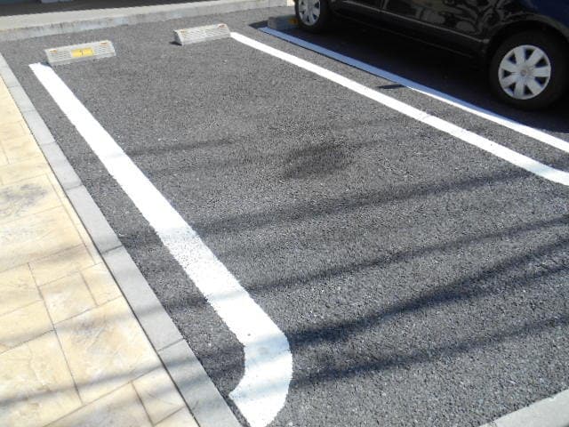18/26 駐車場