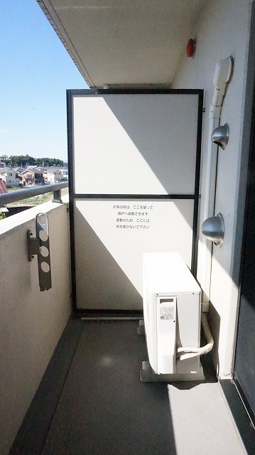 16/27 バルコニー