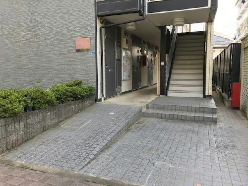 14/23 エントランス