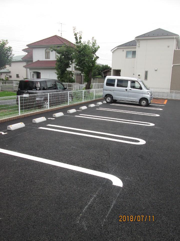 14/20 駐車場