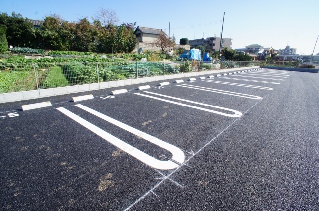 14/20 駐車場