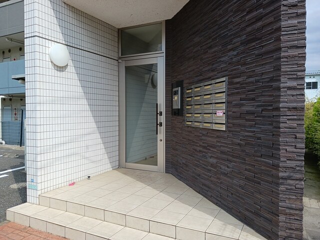 14/21 エントランス