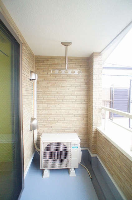 13/22 バルコニー