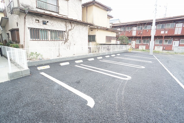 14/20 駐車場