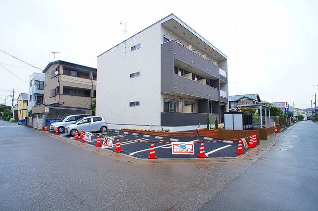 14/20 駐車場