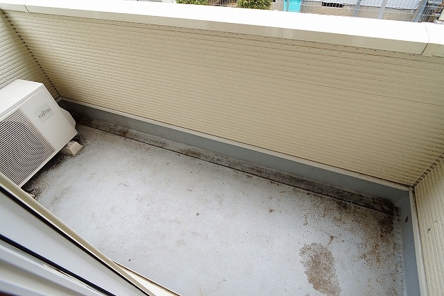 13/20 バルコニー