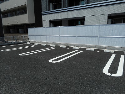 14/20 駐車場