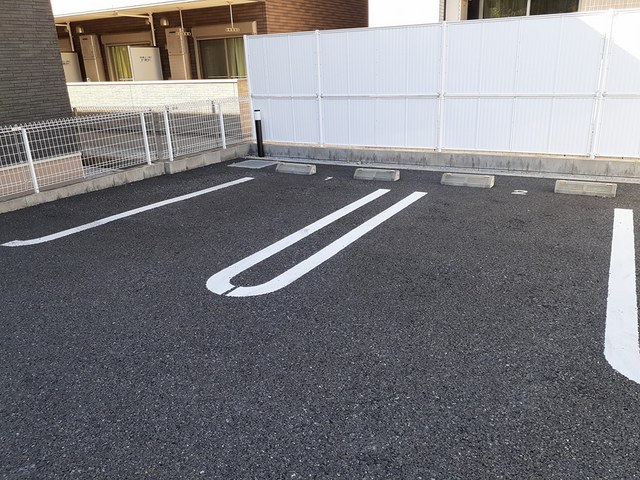 14/20 駐車場