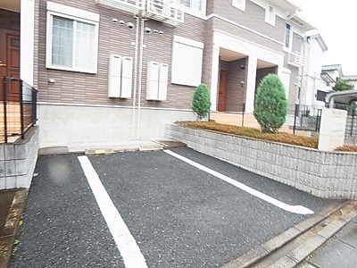 17/25 駐車場