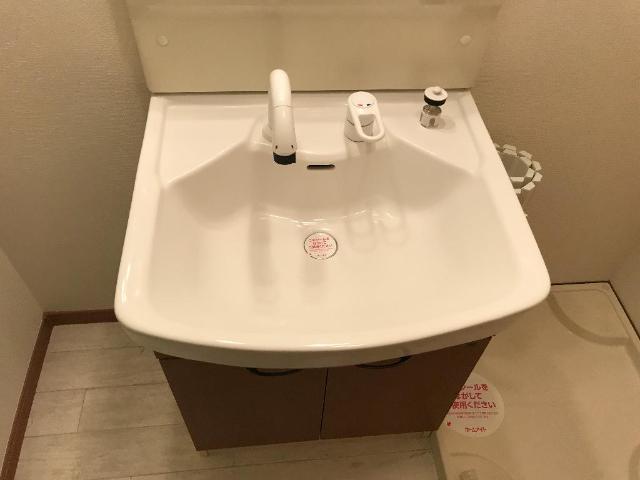 16/27 洗面