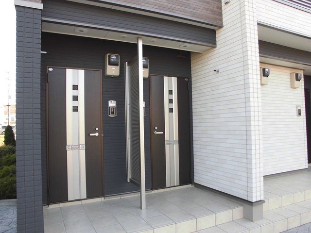 14/20 エントランス