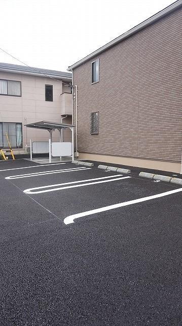 14/20 駐車場