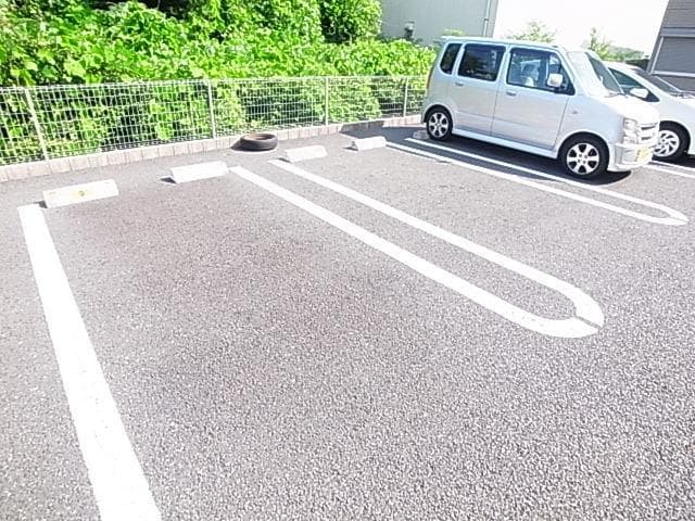 14/22 駐車場