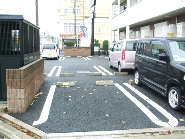 2/8 駐車場