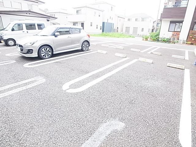 14/22 駐車場