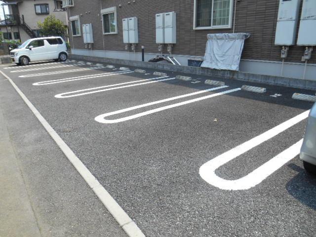 14/22 駐車場